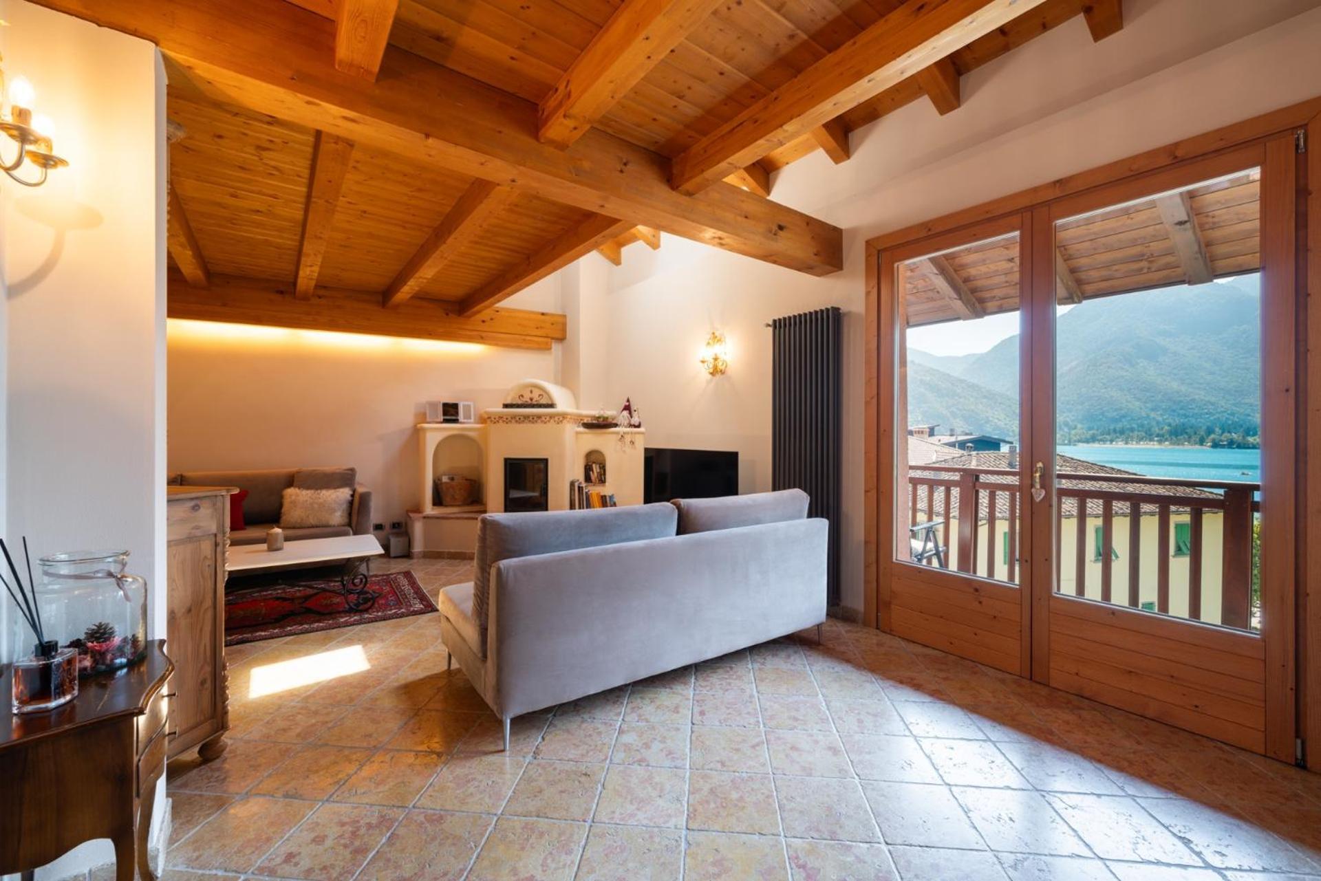 Appartamento Casa Monica Ledro Attico Mezzolago Esterno foto